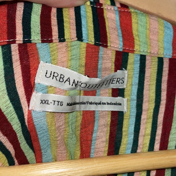 🐪 {FINAL SALE} UO Anya Tie Front Shirt - Picture 8 of 9